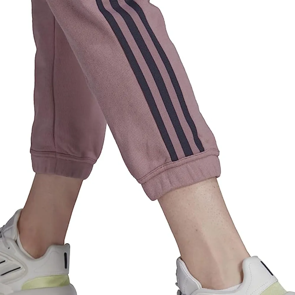 adidas Women’s Standard Tiro 7/8 Pants