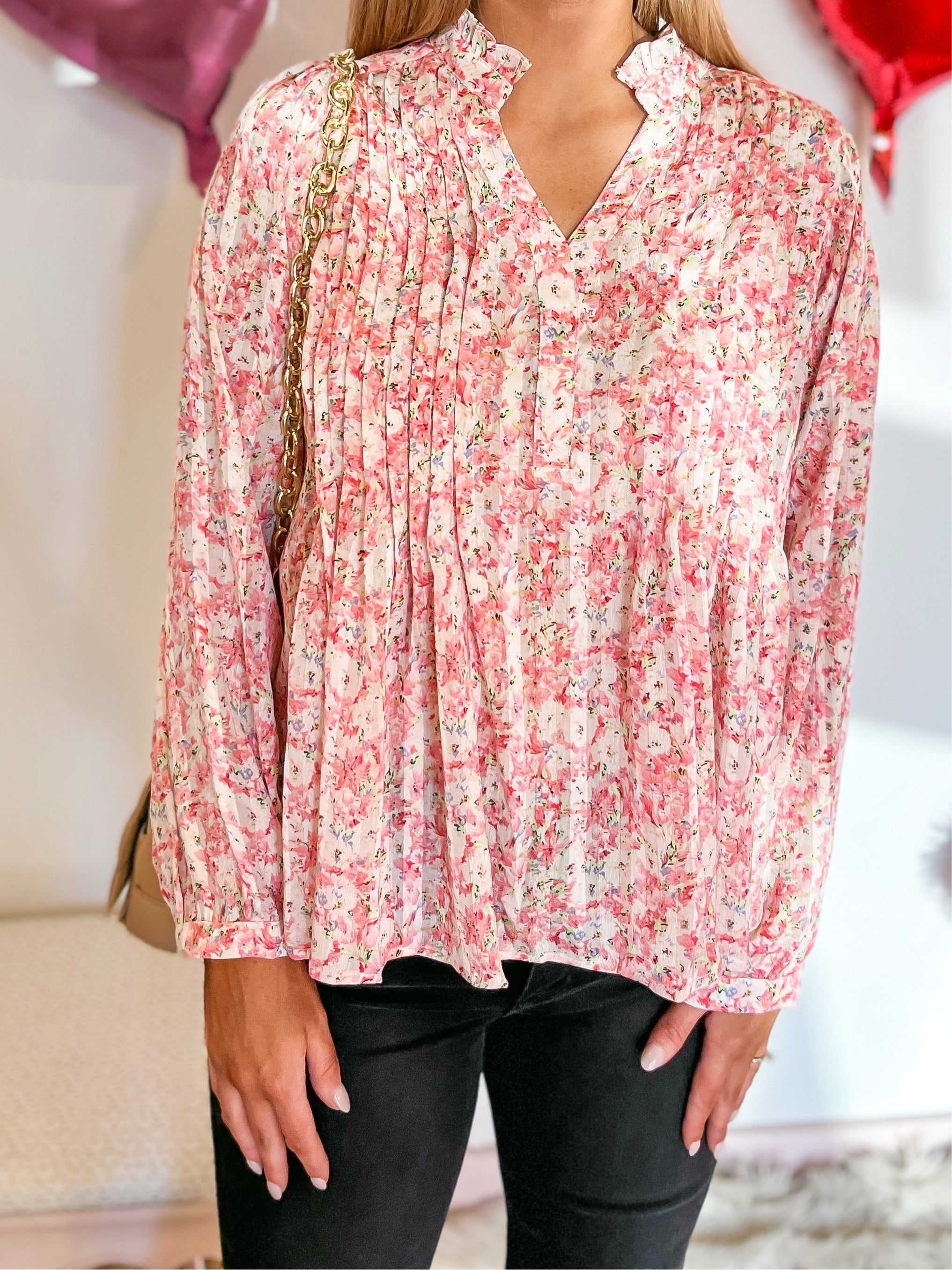 FLOWER PRINT PINTUCK FRONT TOP - PINK