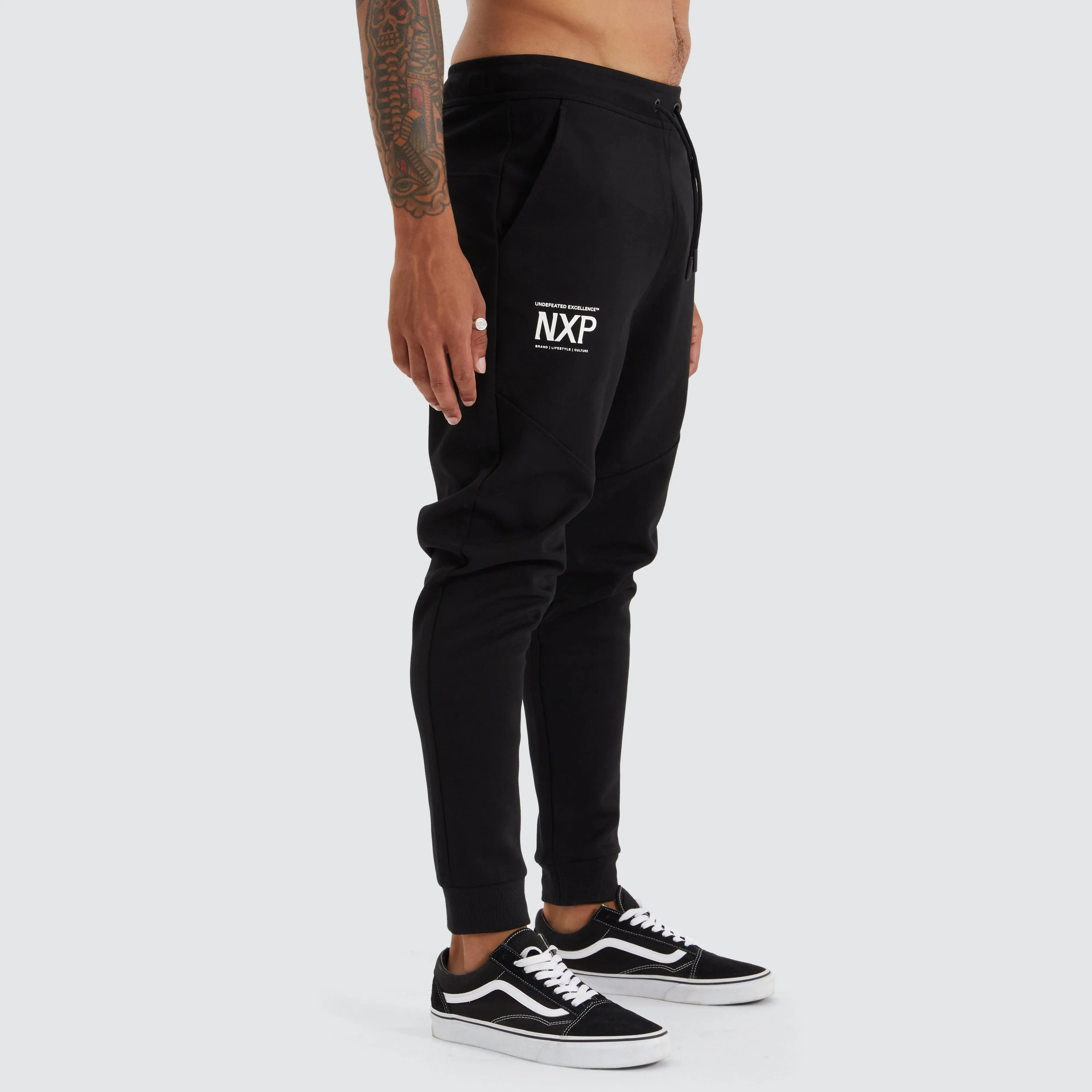 Gambit Slim Trackpant Jet Black