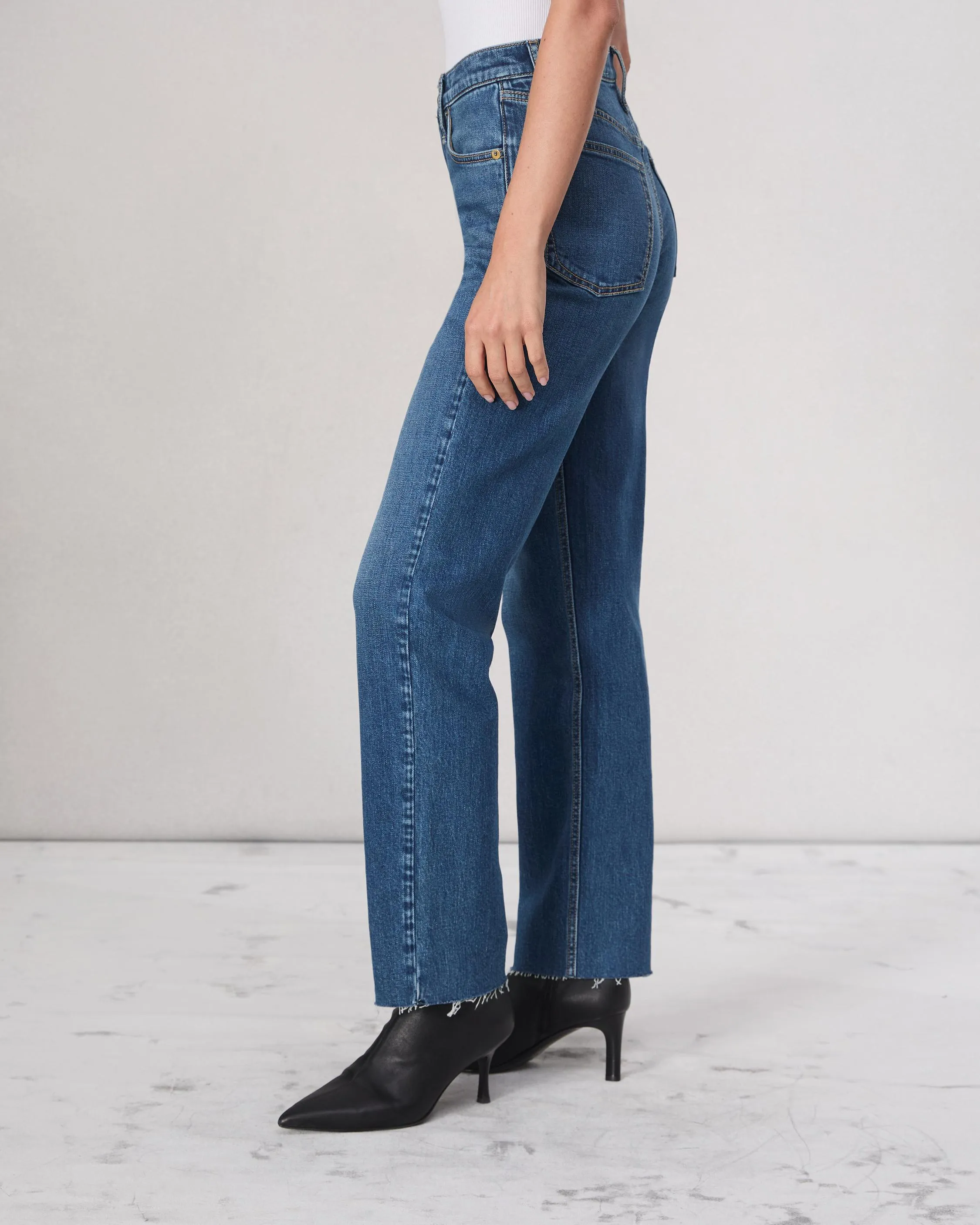 Harlow Ankle Straight Jean