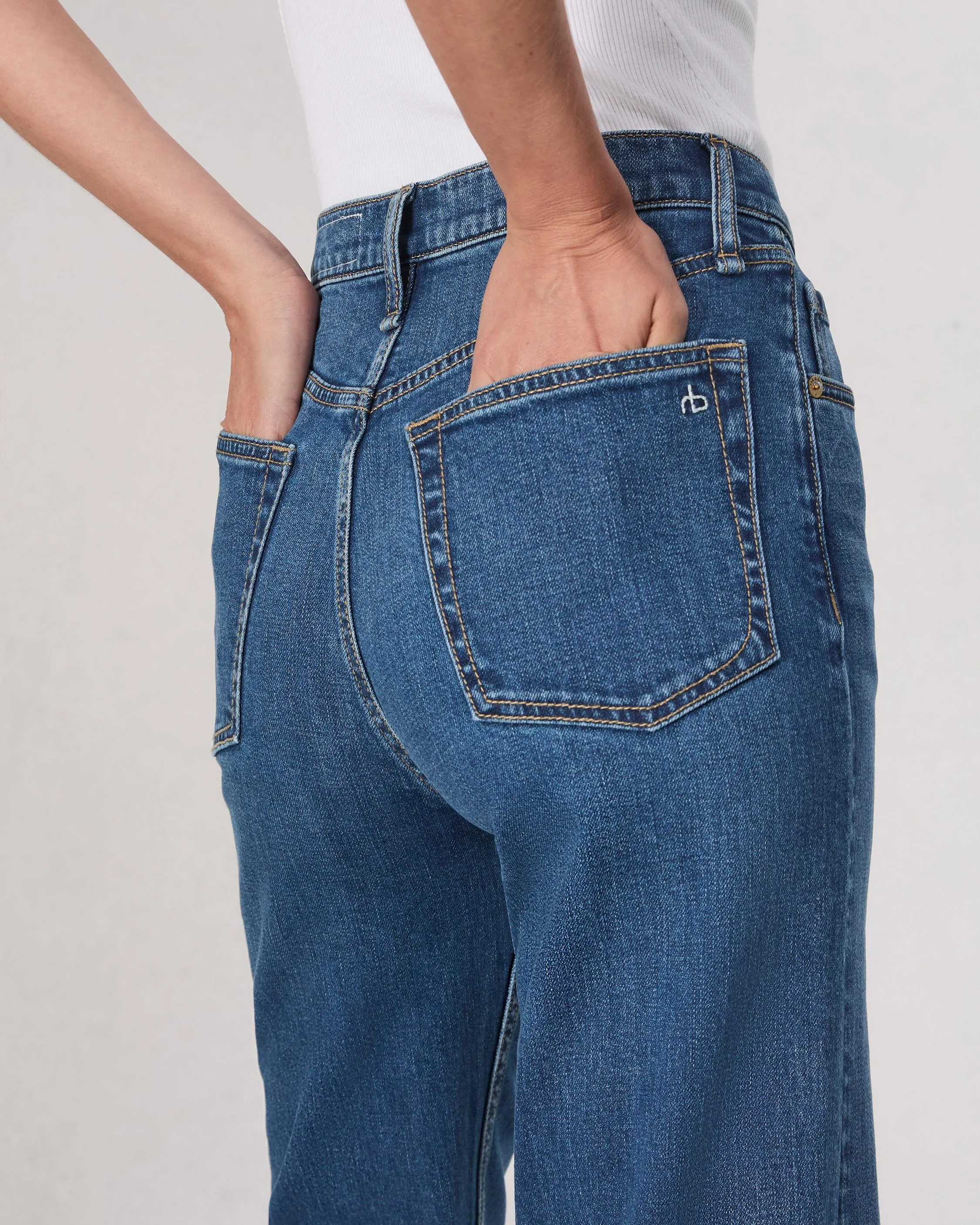 Harlow Ankle Straight Jean