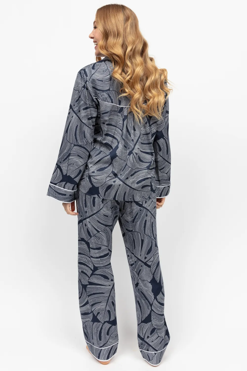 Knightsbridge Leaf Print Pyjama Set