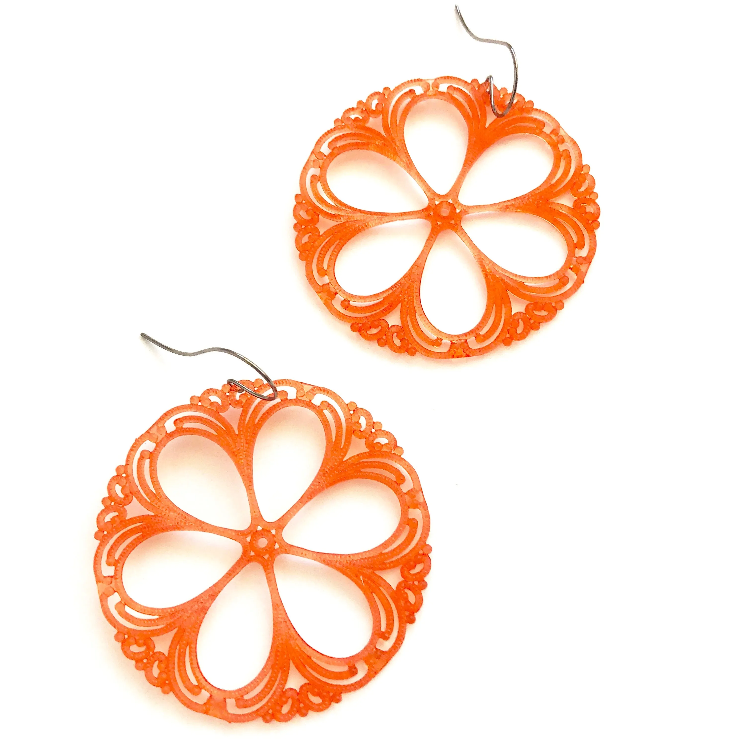 Lace Shield Filigree Drop Earrings