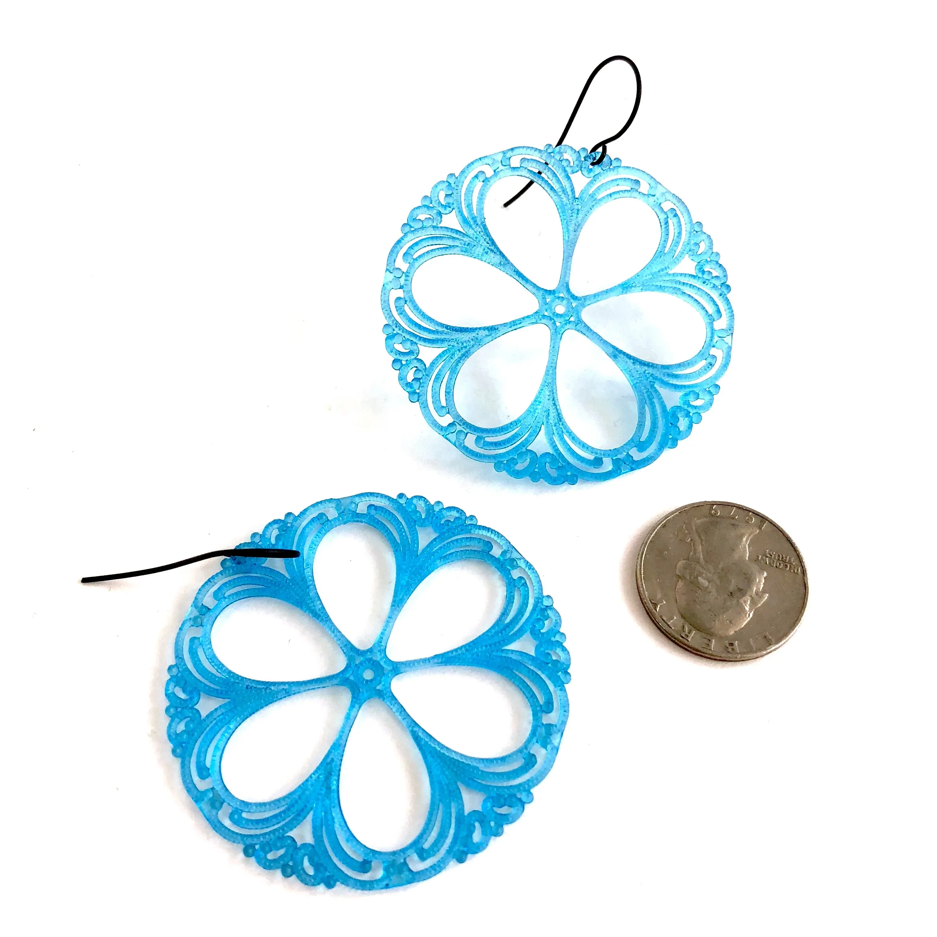 Lace Shield Filigree Drop Earrings