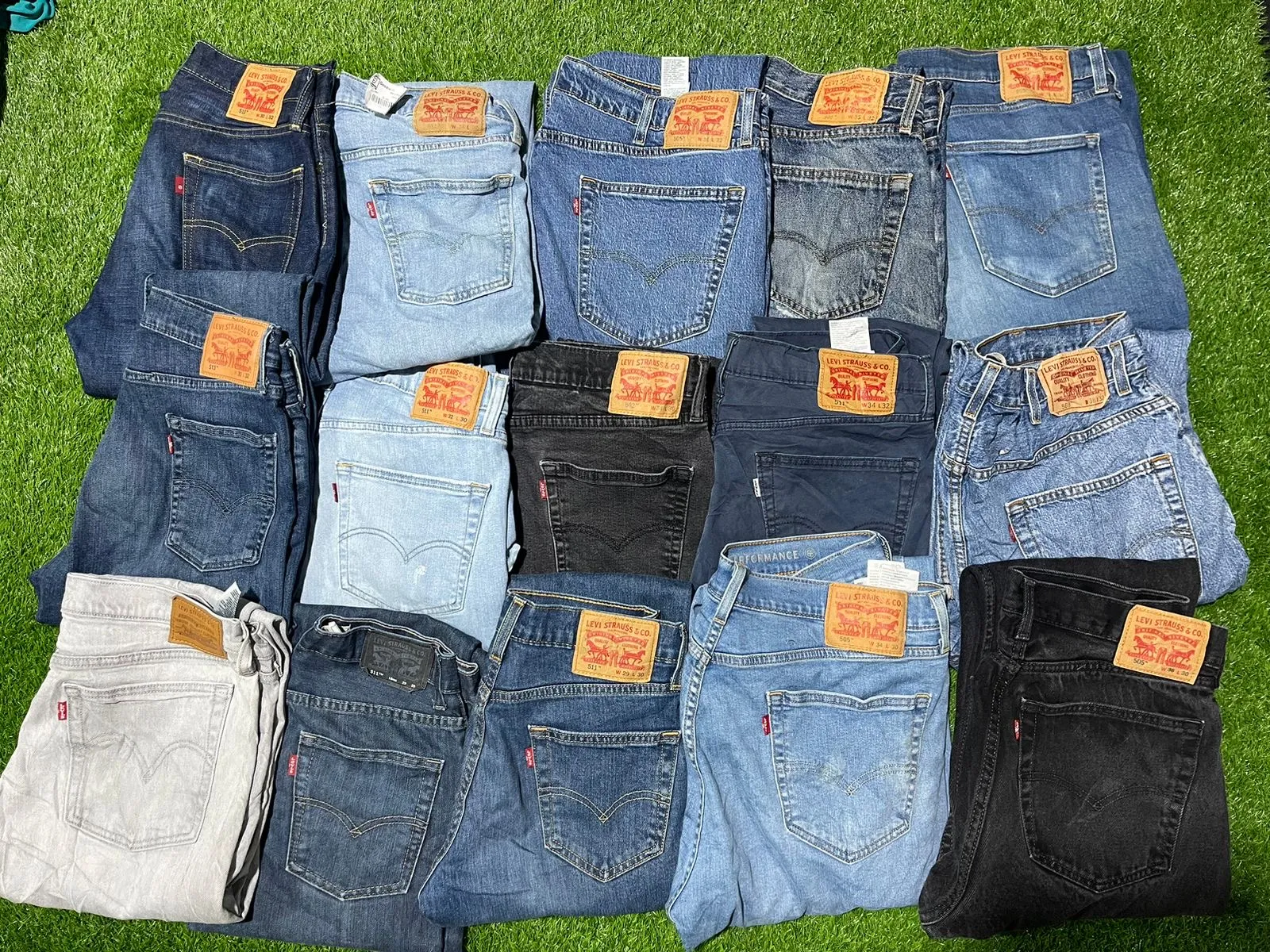 Levis mix code jeans - 20 pcs