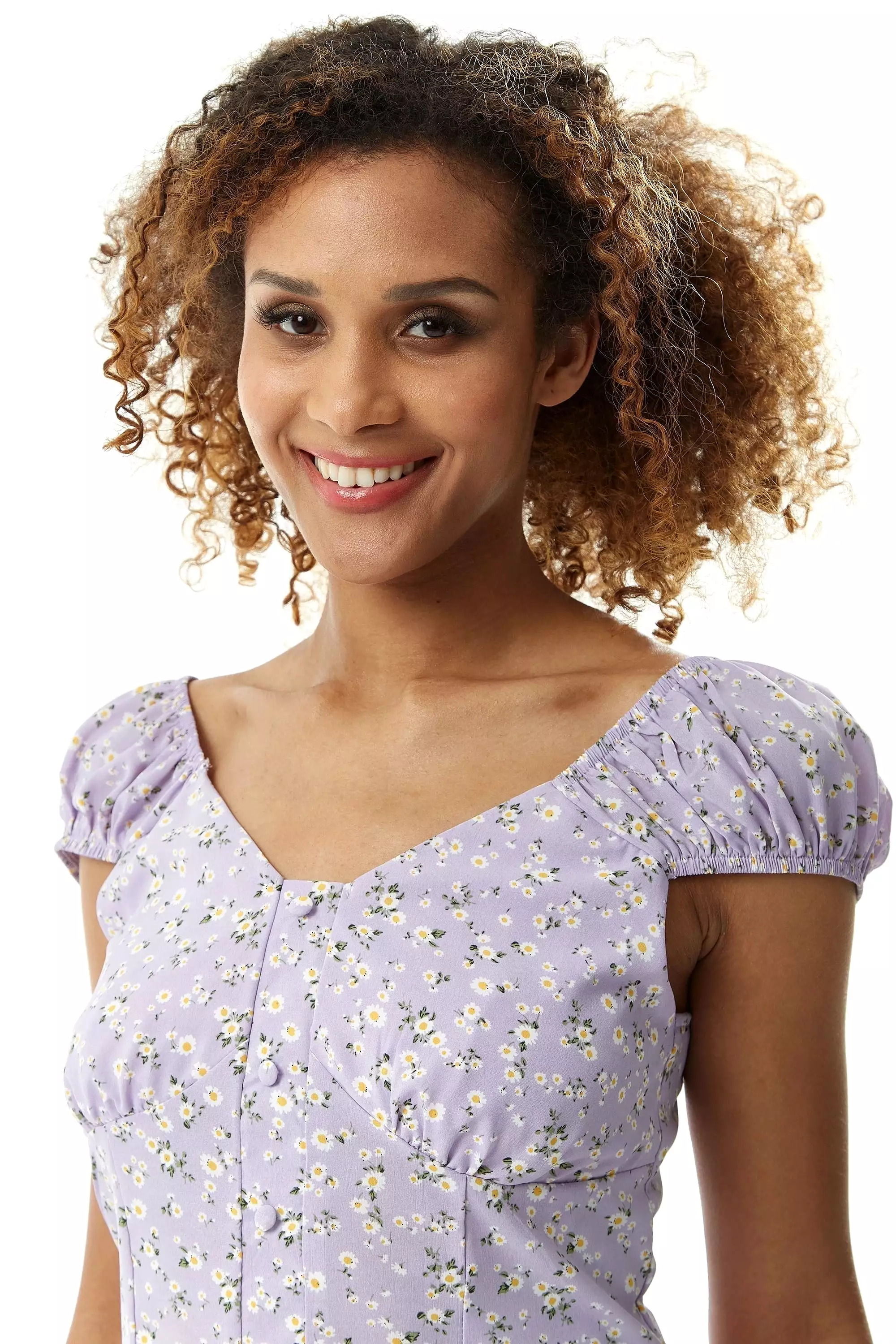 Liquorish Floral Button Up Front Top In Lilac