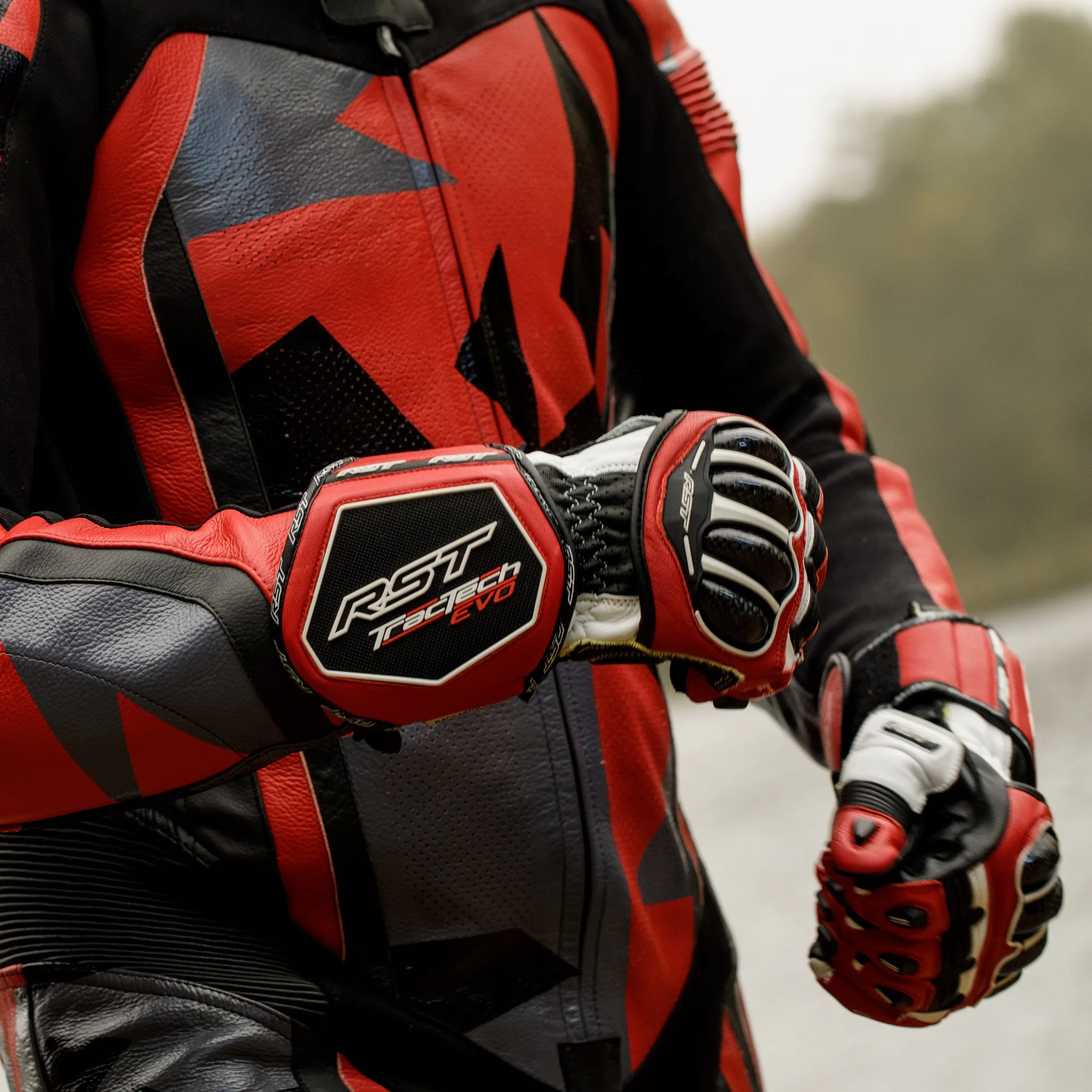 RST Tractech Evo 4 Gloves - Black