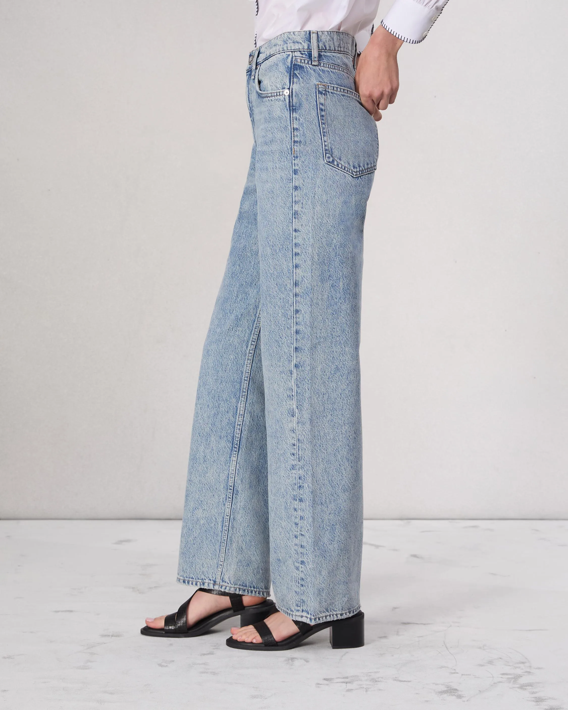 Shea Relaxed Straight Jean