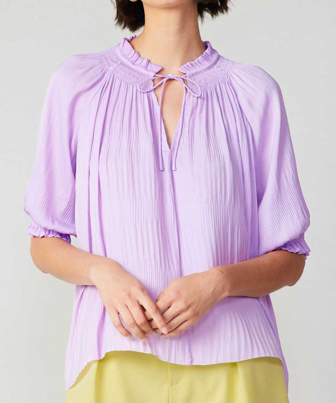 Short Sleeve Tie Front Top - Light Lavender