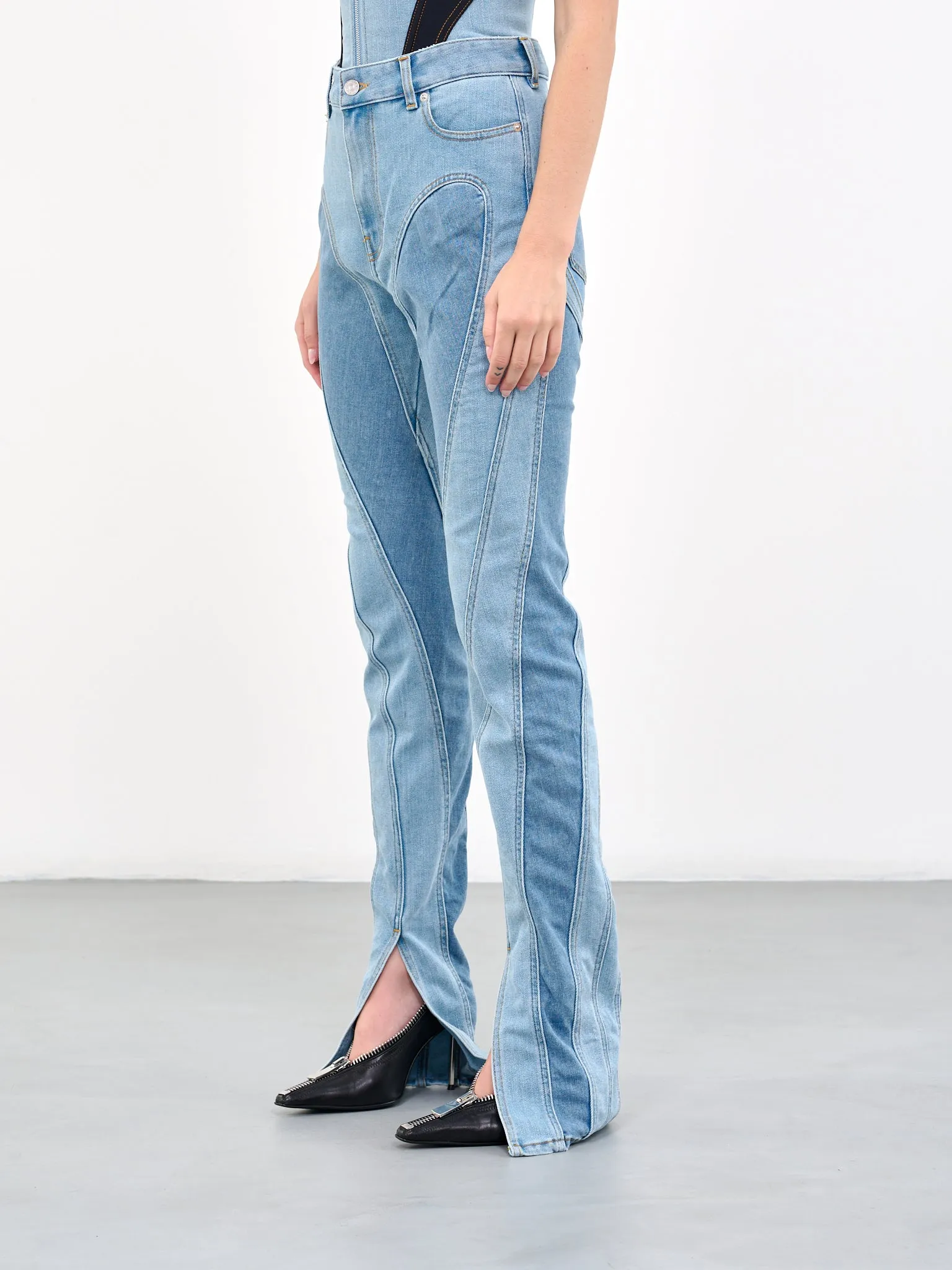 Slit Spiral Jeans (S6PA0358247-PA0358-LIGHT-BLUE)