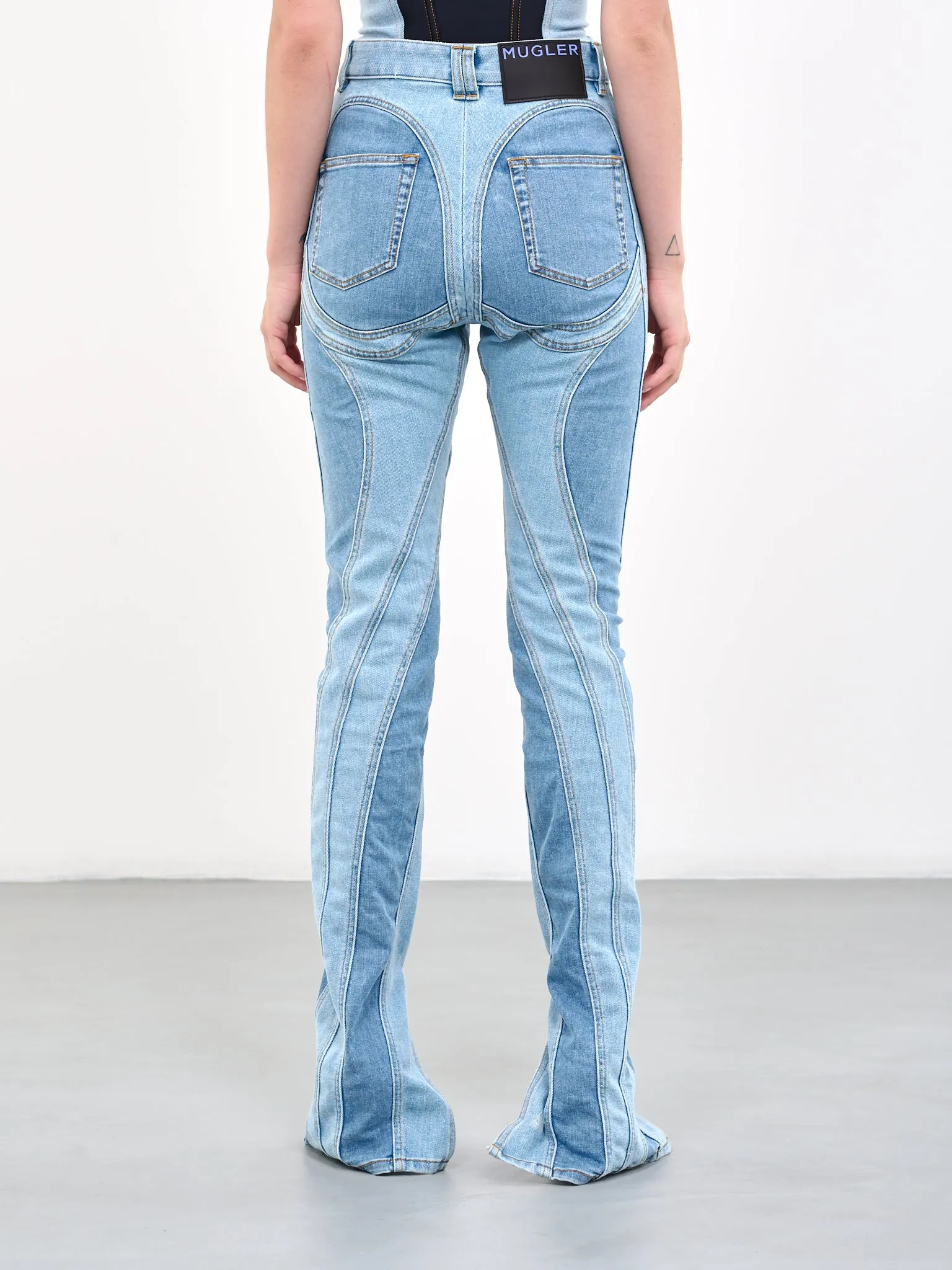 Slit Spiral Jeans (S6PA0358247-PA0358-LIGHT-BLUE)