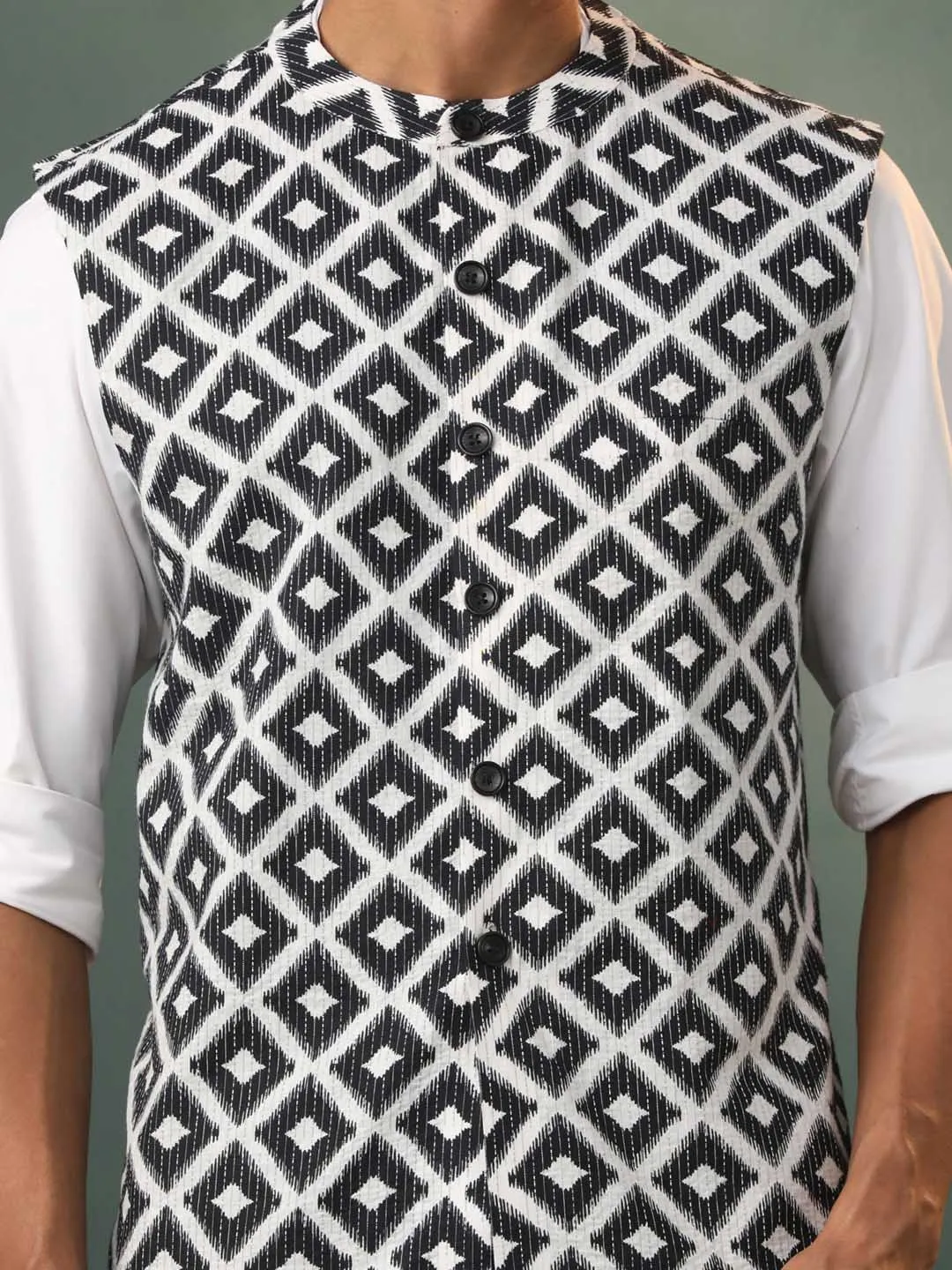 Vastramay Men's Black Ikkat Print Cotton Nehru Jacket