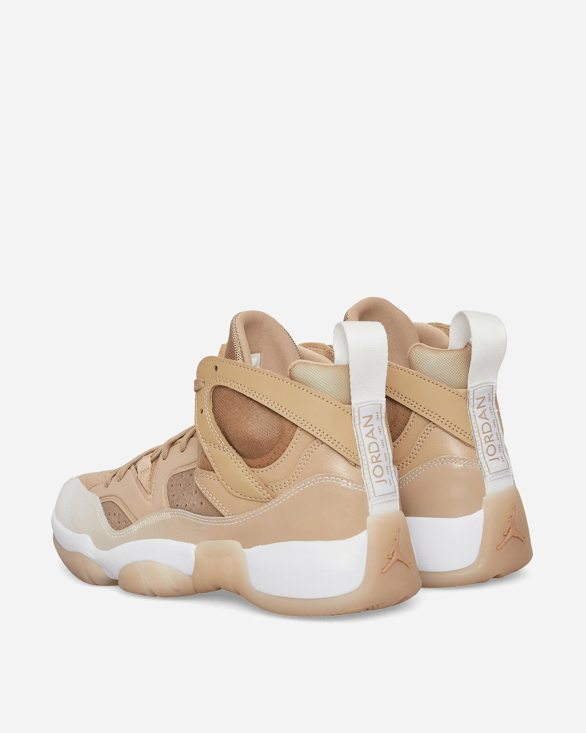 WMNS Jumpman Two Trey Sneakers Beige